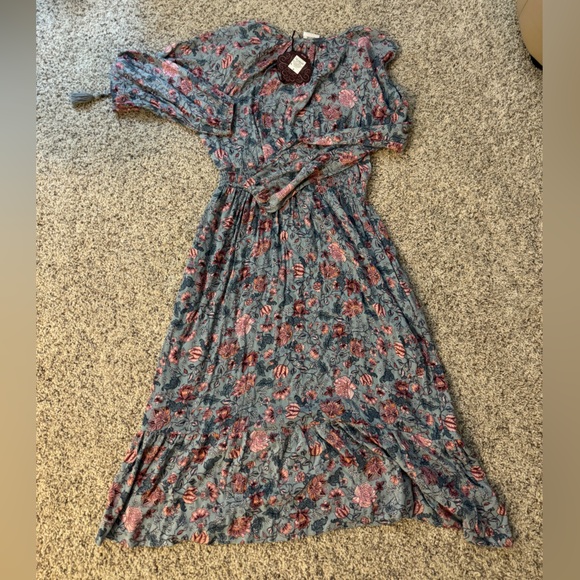 Knox Rose, small, pink and blue floral - Picture 2 of 3